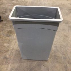 *Brand New & Never Used* Continental Wall Hugger 23 Gallon Trash Can, Gray 8622GY