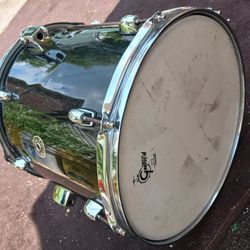DRUM Tum. Brand: Gretsch