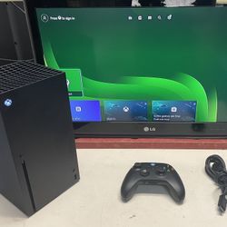 Xbox Series X w/ Controller