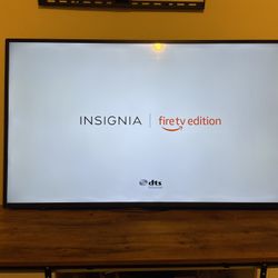 50” Roku Smart Tv $200 OBO 
