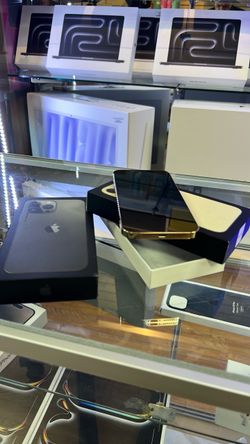 IPhone 13 Pro Max unlocked
