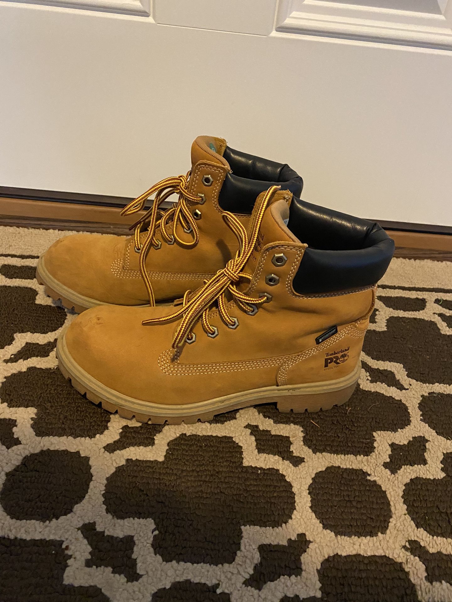 Timberland WOMEN'S DIRECT ATTACH 6" WATERPROOF WORK BOOT -size 8.5