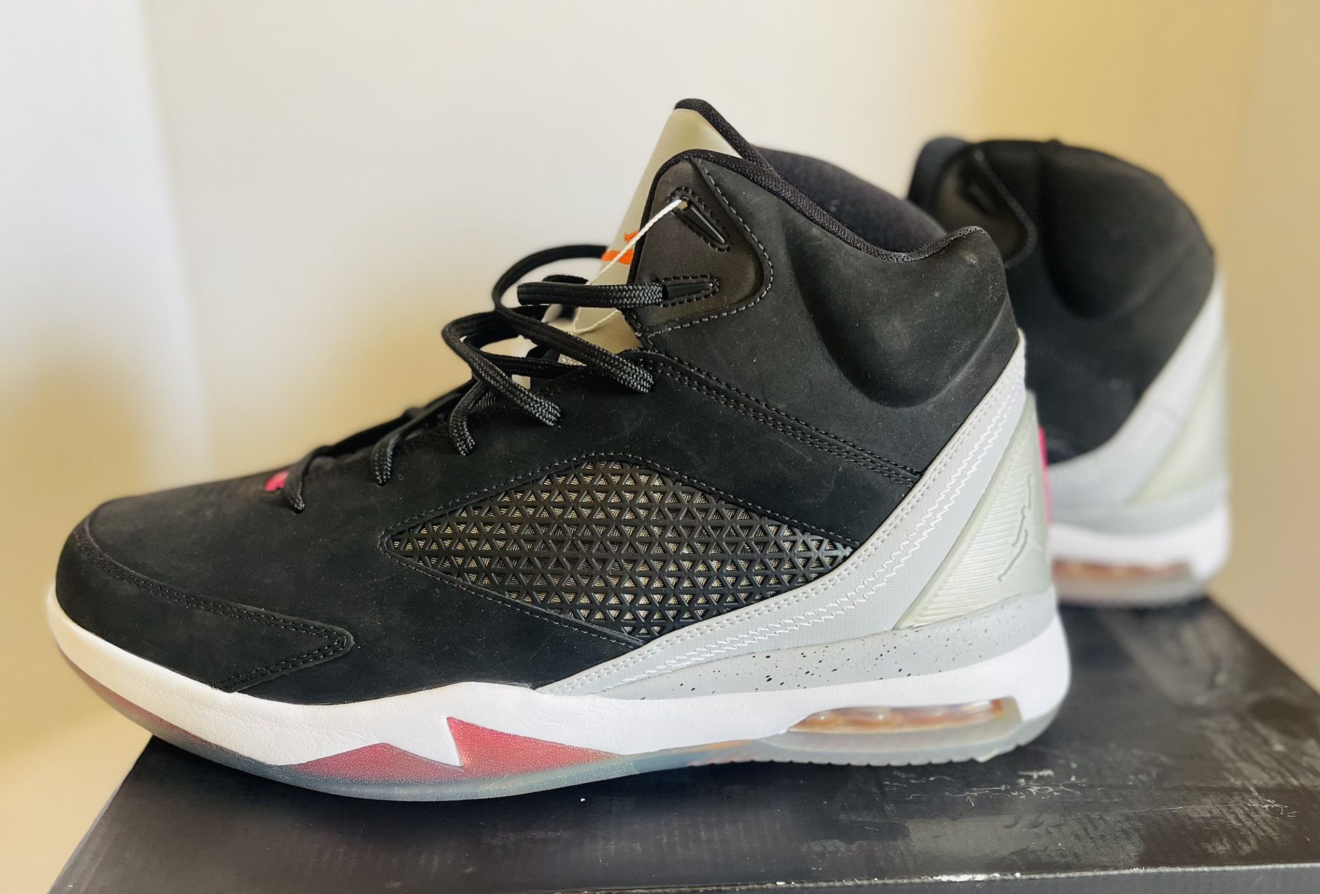 Size 11.5 - Jordan Flight Remix Black