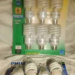 10 CFL BULBS