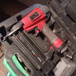 Senco Finisher Nail Gun