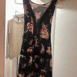 Womens Dress Medium