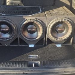 3x 12in American Bass Elite subs with 2 QBomb SPL Rhino Lined boxes. Dual box and single boxw amp.