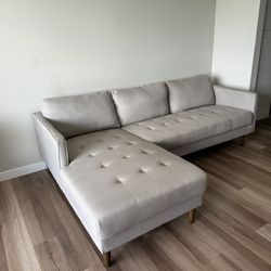 🛋️ L-Shaped Sectional Sofa — Modern Style, Great Condition