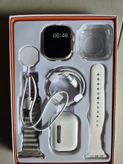 Smartwatch With Earbuds And Accessories 