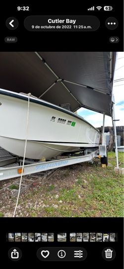 2000 Key West 1720 + Trailer – $3,500 – No Motor