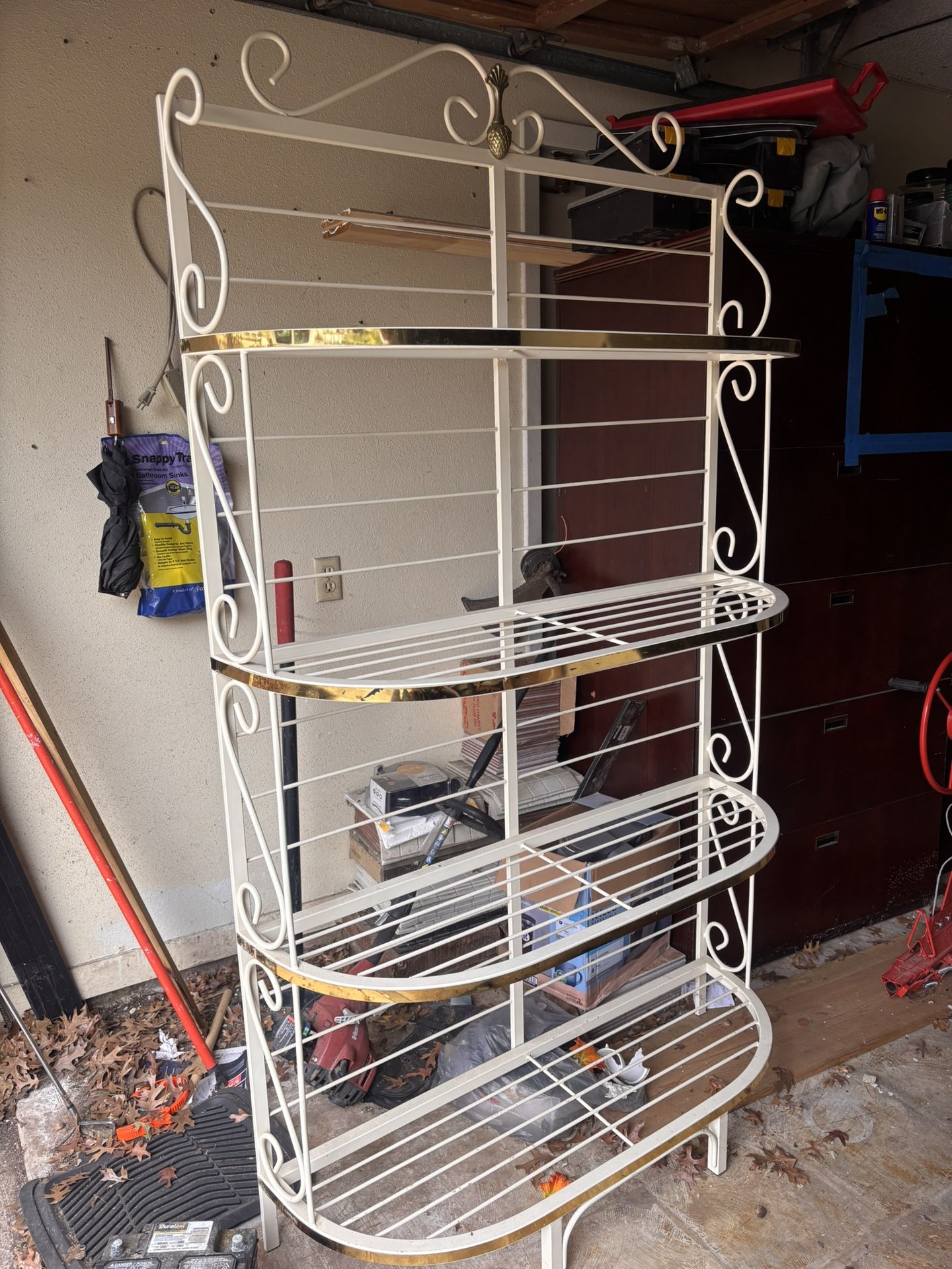 BAKERS RACK