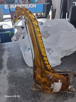 Murano-style amber art glass giraffe figurine