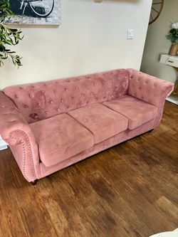 Pink Velvet Chesterfield Sofa