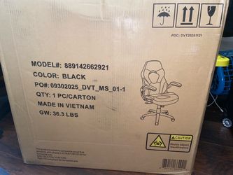 Desk and gaming chair (black )
