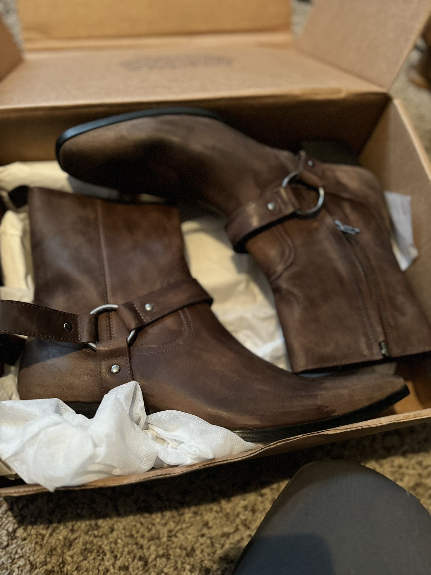Chelsea Boots men harness Brown