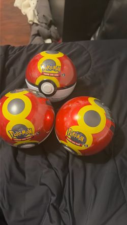 Pokeball Tins