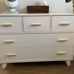 Baby Boston Dresser   By Dadada