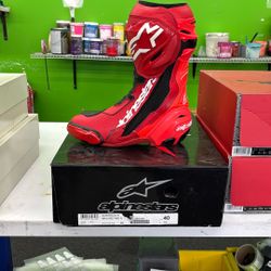 Brand New Goes For 650 Asking 500$ Up For Negotiations Don’t Low Ball 