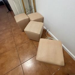 Small Seats For Sitting With Wheels 5