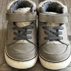 Size 6 (18-24 Months) Baby Boy Short Boots