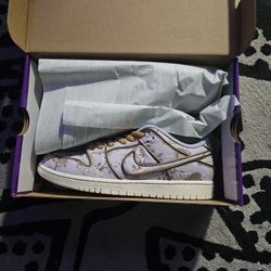 Nike Dunk Premium SB Low City of Style Pack