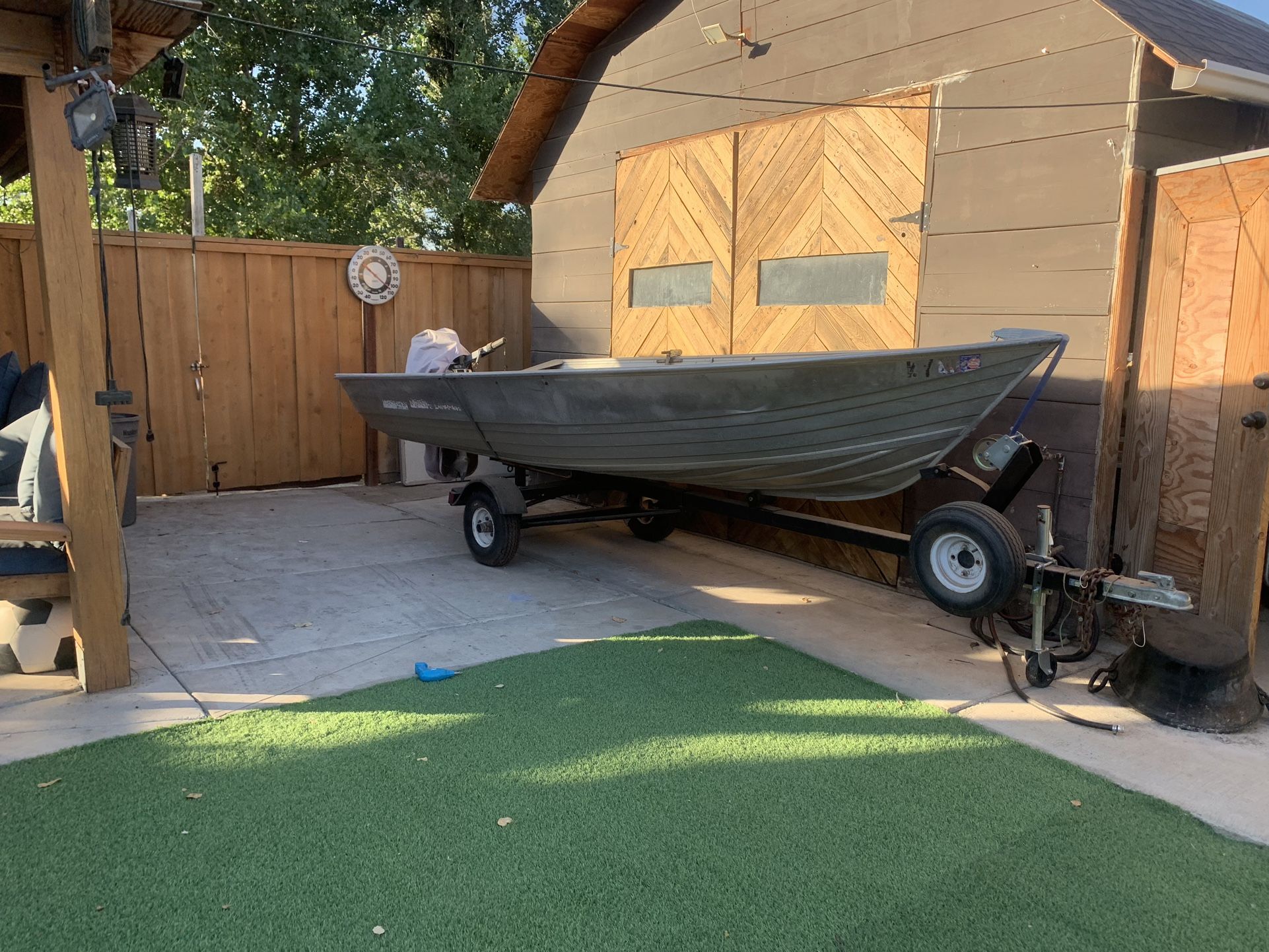 15 Ft Fishing Boat 8 Hp Honda