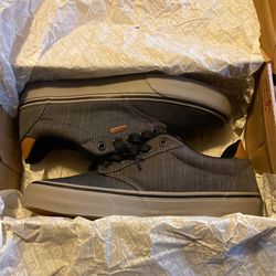 Brand New Size 9.5mens With Box $60 They Sell For 60 Online