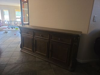 Buffet Dresser