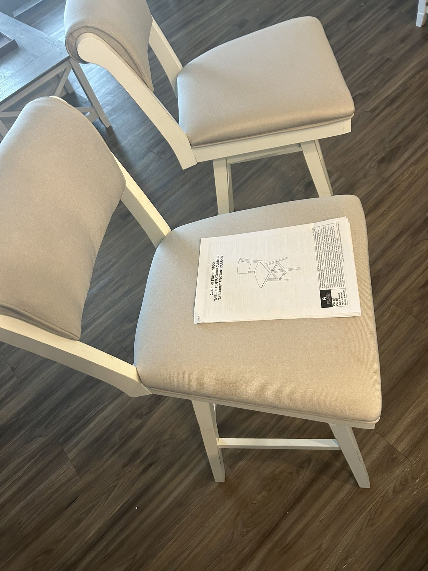 2 Brand New Barstools White
