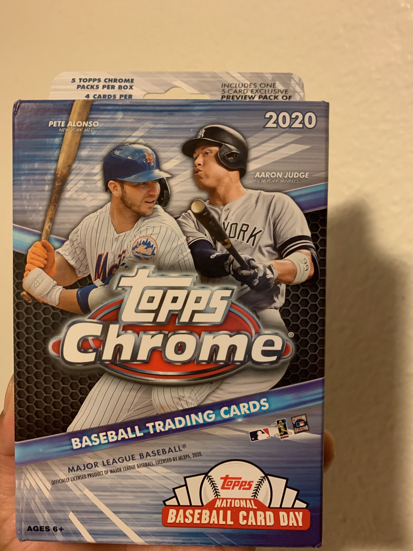 Topps chrome baseball trading cards