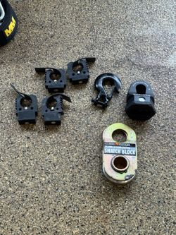 Offroad / overland Recovery gear and shovel or axe mount