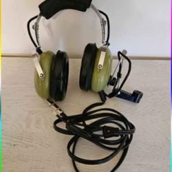 David Clark H10-30 Aviation Headphones Dual Plug + Mic UNTESTED One Plug Frayed
