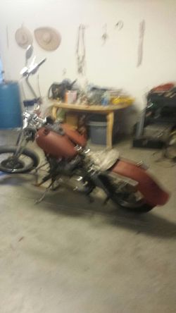 Does anybody know you must have someone in the high desert that fixes Harley-Davidson