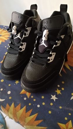 Jordan Spizike Low  4.5 Youth 6 women's