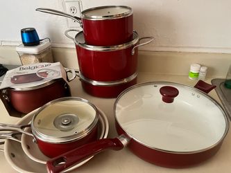 Red cookware