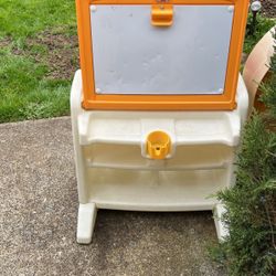 Art Table For Toddlers 