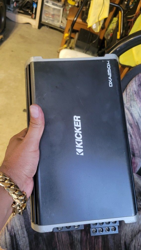 4 Channel Amp Kicker Dxa 250