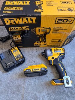 DEWALT Atomic 20V Max Brushless Compact 1/4 in. Impact Driver Kit with 2.0Ah Battery and Charger