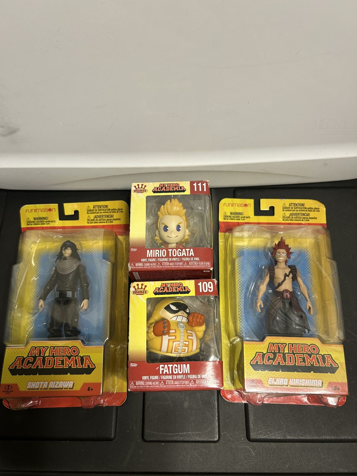 SET OF 4 NEW MY HERO ACADEMIA ACTION FIGURES 