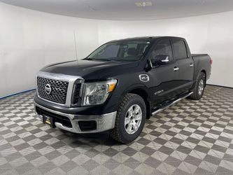2017 Nissan TITAN
