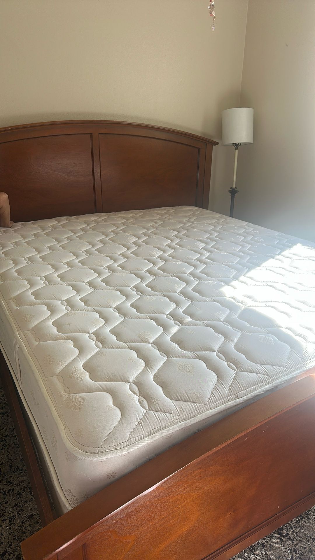 Brand: lady Americana Back Master: King Mattress With And Without Headboard