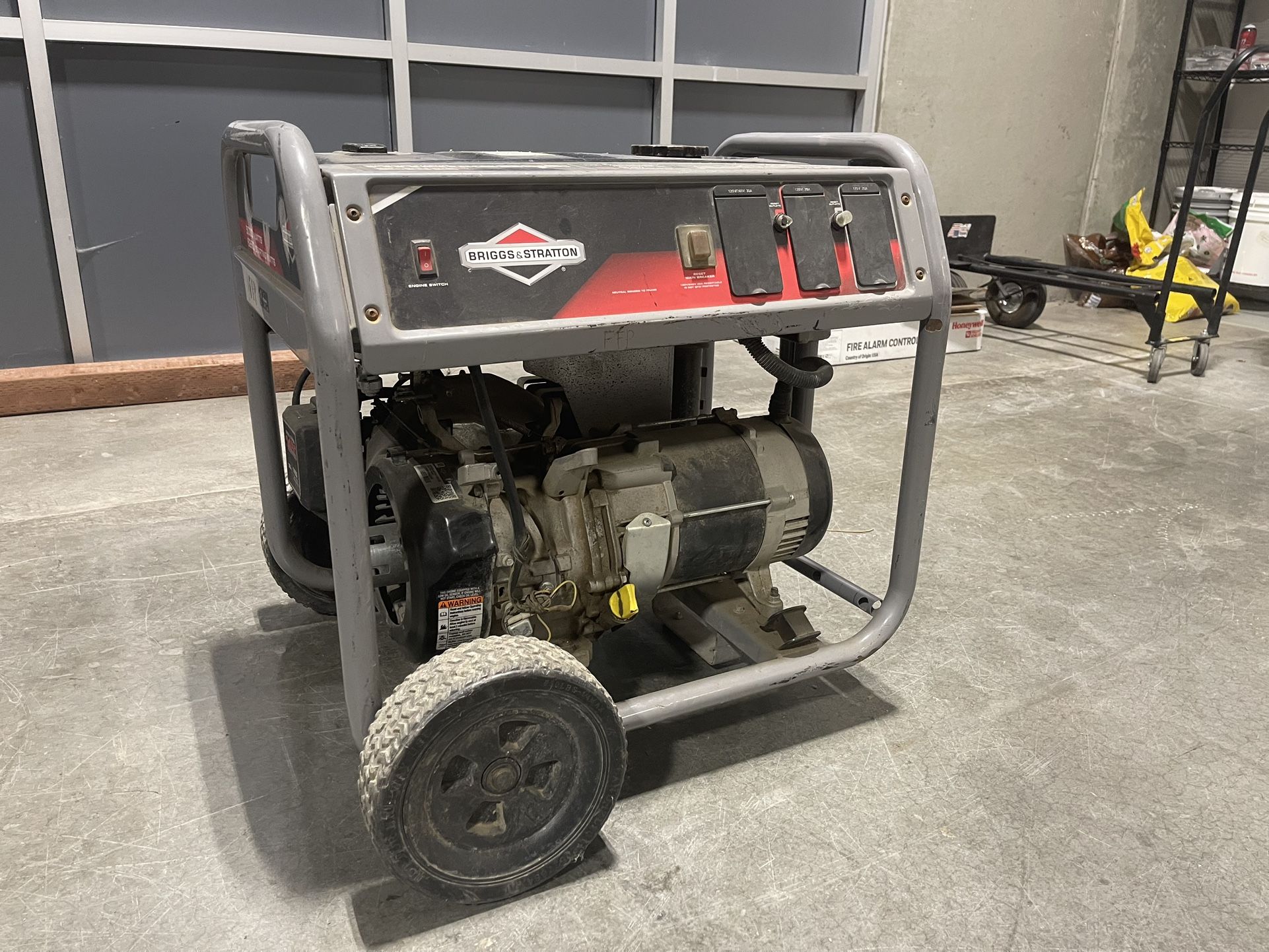Briggs & Stratton 5000 Watt Generator
