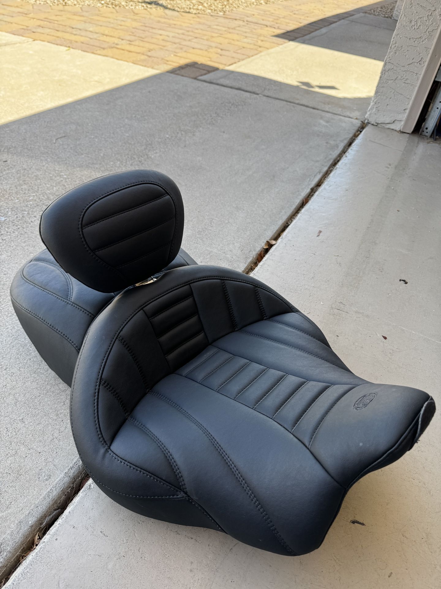 RG3 Mustang Extended Reach Touring Seat