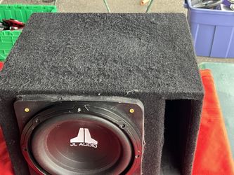 JL Audio 10" W1