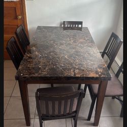 Kitchen table 6 chairs