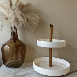 2 Tier Decor 