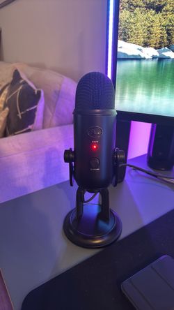 Blue yeti microphone
