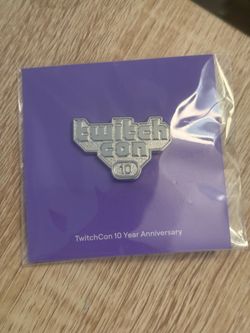 Twitchcon 10 year anniversary pin