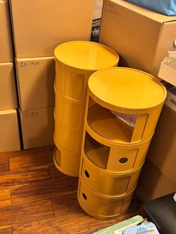 Storage bins
