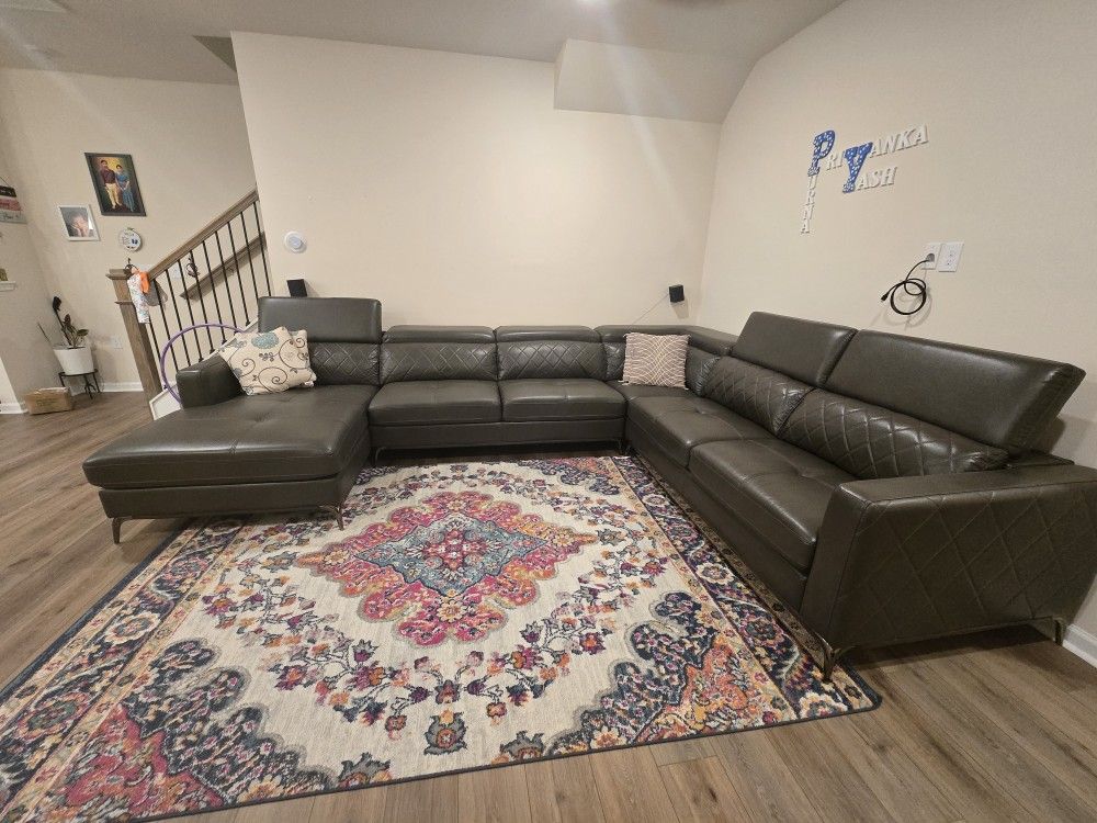 Sectional Sofa